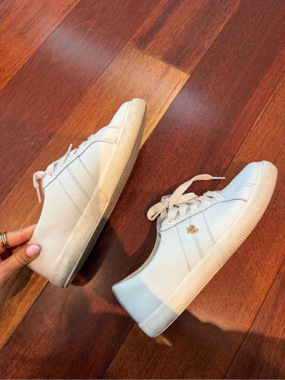 RALPH LAUREN LEATHER SNEAKERS SIZE 7